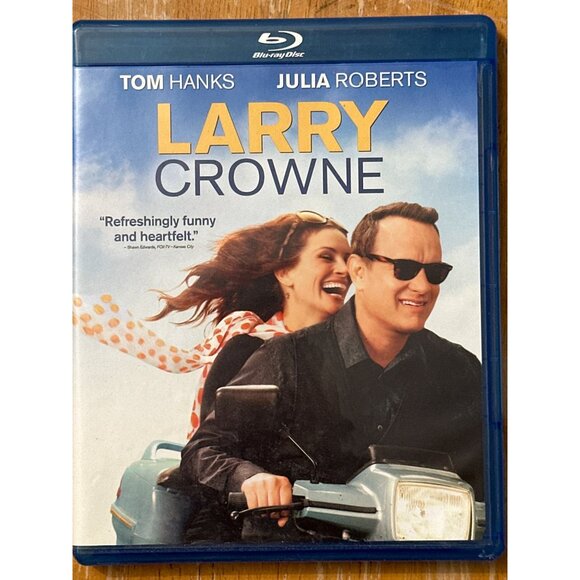 Larry Crowne Blu ray Disc 2011 Directed by Tom Hanks and Starring Julia Roberts - Picture 1 of 1